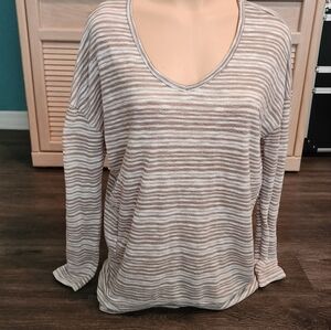 Old Navy Horizontal Striped Lightweight V-Neck Sweater